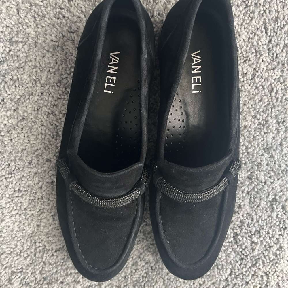 Van Eli Women's Black Loafers